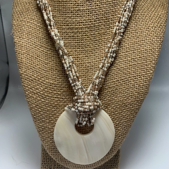 Premier Designs Jewelry - 🐱 4 FOR $10.  PREMIER DESIGNS "LUMINOUS" NECKLACE